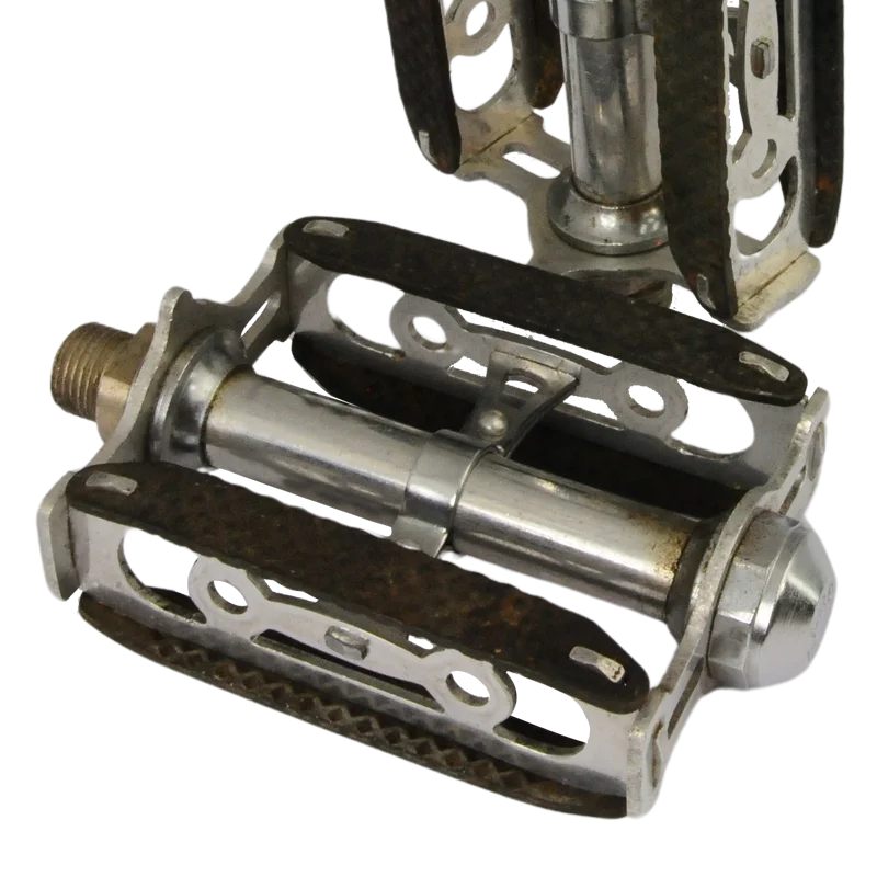 Pédale de marque Lyotard pour vélo ancien - 3