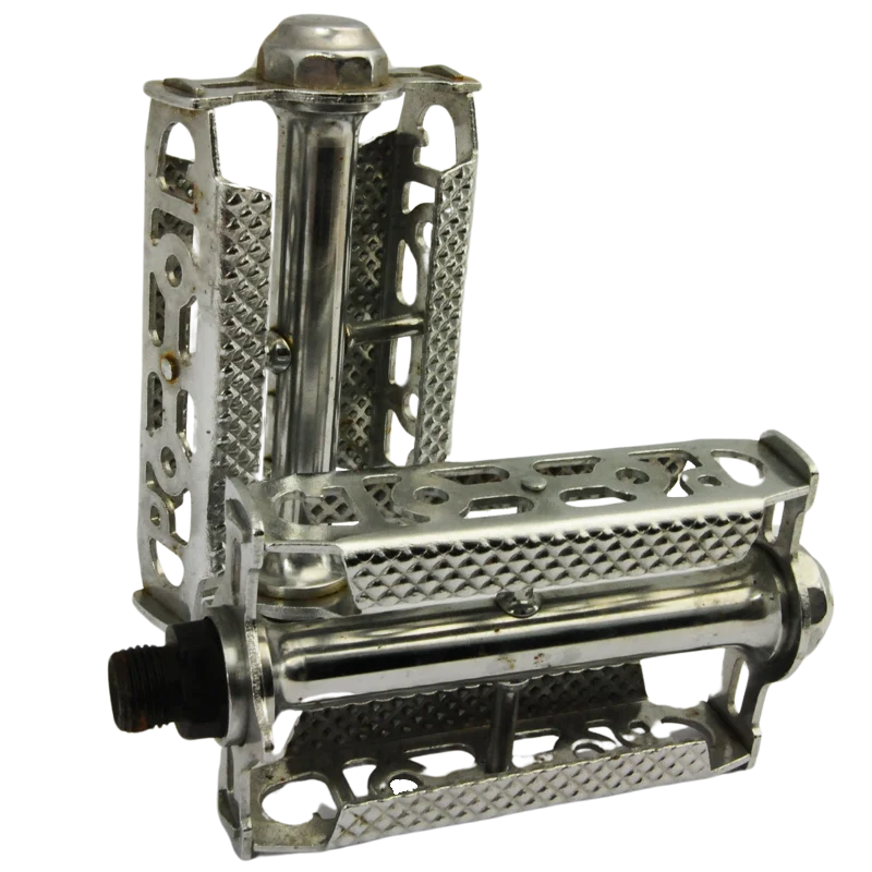 Pédale de marque Lyotard pour vélo ancien - 1